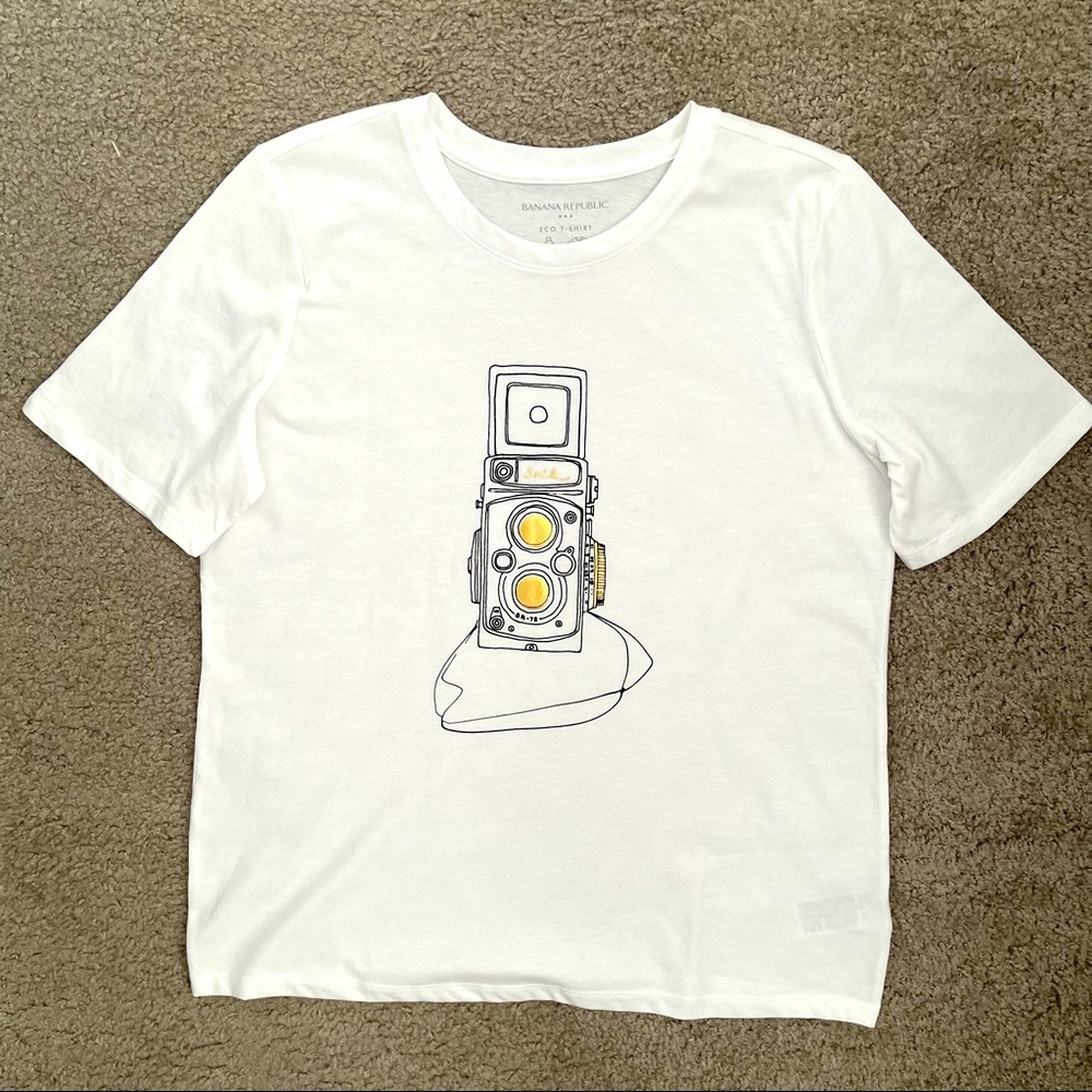 Banana Republic Camera Graphic Tee